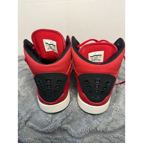 RARE 2012 Nike Jordan 1 Flight Gym High top Red 372704-602 Men's size 10.5 Vint - Picture 5 of 6